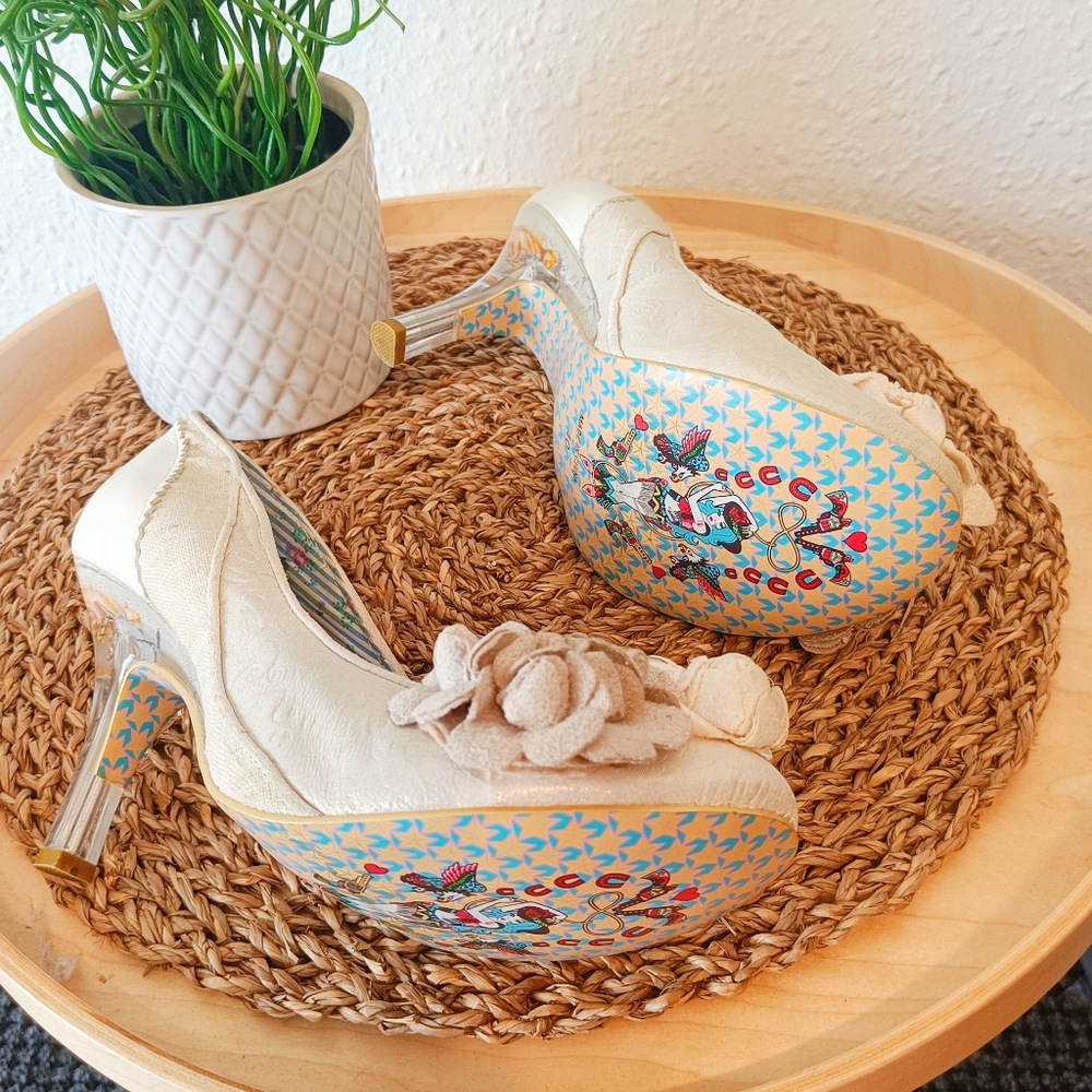 Irregular Choice Cream & Gold Shoes Size 40 - Picture 4 of 5